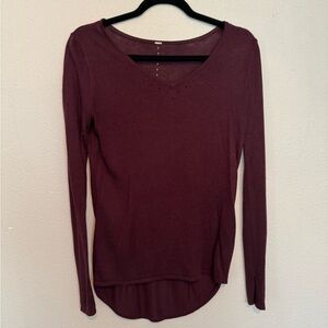 Lululemon long sleeve lightweight sweater